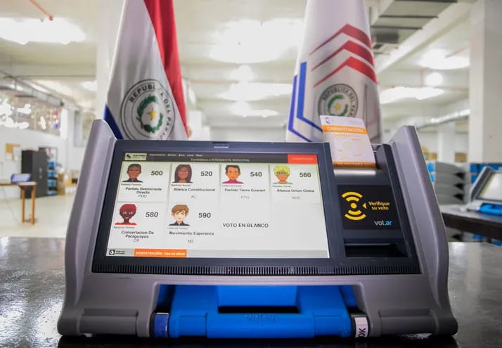 Máquina de votación para las Elecciones Municipales 2021. (Foto: TSJE).