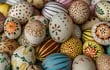 Huevos de Pascua pintados a mano.
