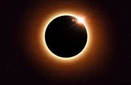 Imagen ilustrativa de un eclipse solar. Fuente: Shutterstock.
