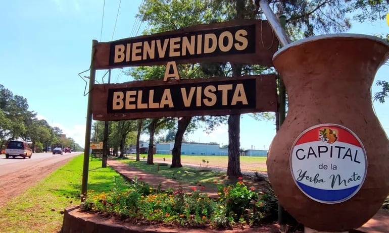 La ciudad de Bella Vista cumple en la fecha 105 años de su fundación. Su principal centro urbano está ubicado sobre la ruta nacional PY06.
