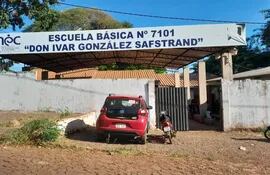 Escuela Don Ivar González Safstrand, ubicada en el asentamiento Romero Kue de Pedro Juan Caballero.