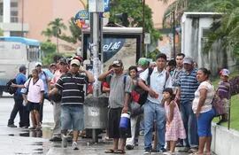 mexicanos-en-las-calles-201216000000-1391141.JPG