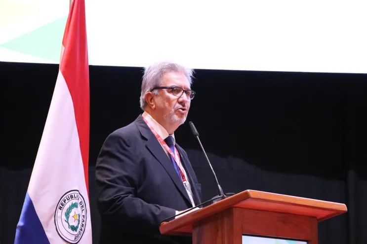El Ing. Enrique Duarte, titular de la Unión Industrial Paraguaya (UIP), da un claro mensaje en esta fecha de celebración.