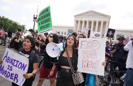 Manifestación de grupos anti-aborto frente a la Corte Suprema de EE.UU. (AFP)