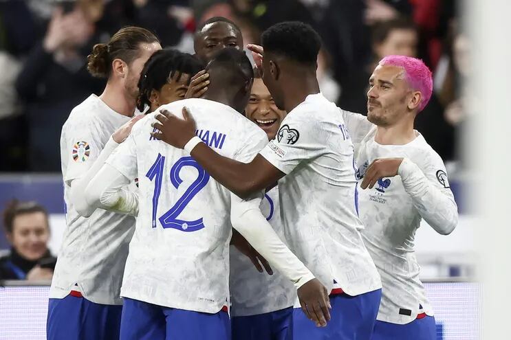 Francia goleó a Países Bajos