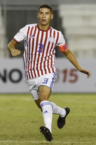 Ángel Adrián Brizuela Céspedes, el capitán de la selección paraguaya Sub 15. El defensor pertenece al club Guaraní.