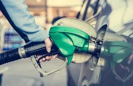 Privados también comenzarán a bajar el precio de los combustibles, incluyendo el gas.