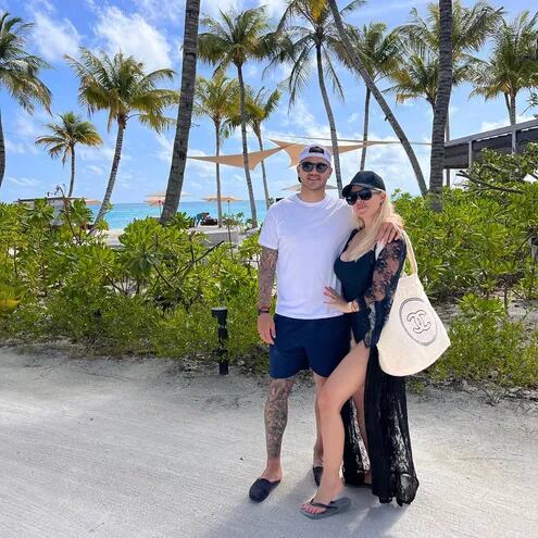 Mauro Icardi y Wanda Nara en un anterior viaje a la isla asiática. Ahora, aún no se mostraron juntitos. (Instagram/Mauro Icardi)