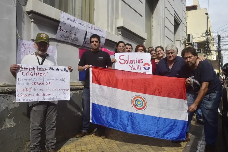 Empleados de Asunción también se movilizaron ayer.