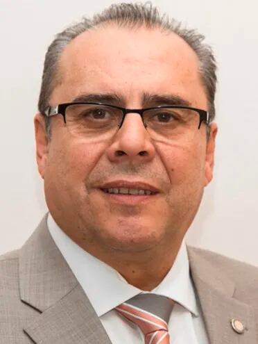 Luis Roberto Escoto Aguilar, representante de la OPS  y de la OMS en nuestro país. Diputados le retiró la confianza.