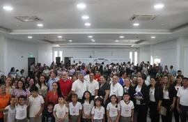 Ayer autoridades de la Federación Paraguaya de Atletismo (FPA) y el Ministerio de Educación y Ciencias (MEC) realizaron el lanzamiento oficial del programa Kids Athletics en la SND.