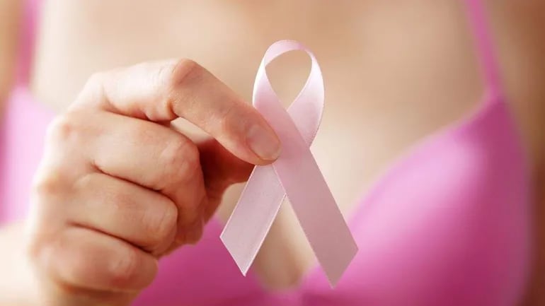 Actualmente se hacen diversas actividades por el "Octubre rosa", para controlar y diagnosticar precozmente al cáncer de mama.