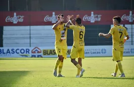 Deportivo Recoleta derrotó a Rubio Ñu