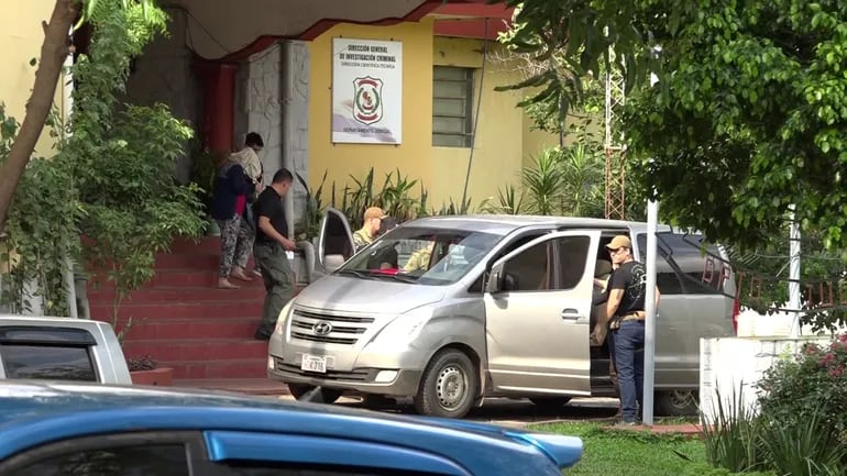 Detenidos del operativo Pavo Real en la Dirección General de Investigación Criminal de la Policía Nacional.