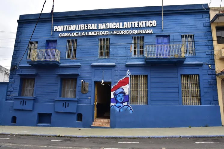 Fachada de la sede central del Partido Liberal Radical Auténtico (PLRA).