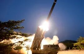 El pasado domingo, militares norcoreanos lanzaron dos proyectiles –posiblemente misiles balísticos–  en dirección al mar de Japón.