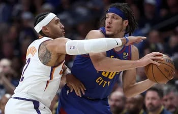 Denver Nuggets derrotaron a los Phoenix Suns
