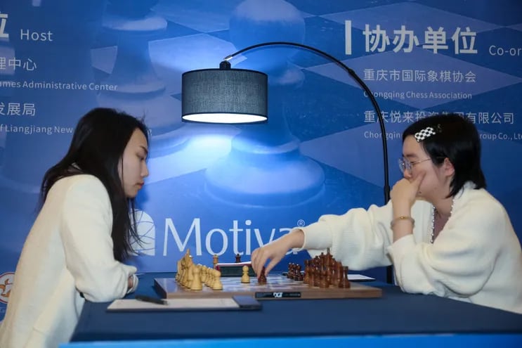 Lei Tingjie vs. Tan Zhongyi (Foto, FIDE).