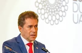 El ministro de Industria y Comercio, Luis Alberto Castiglioni, durante su intervención en el foro de negocios, en Expo Dubái.