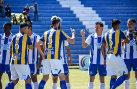 Sportivo Luqueño, Sportivo San Lorenzo, División Intermedia.