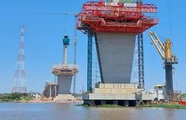 El puente Asunción-Chaco’i avanza gracias a los bancos privados, porque el MOPC no tiene recursos para costear la obra.
