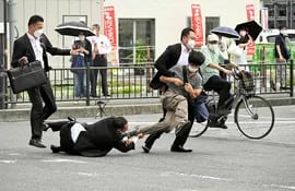 La policía japonesa continúa tratando de esclarecer las motivaciones del sospechoso detenido por el asesinato del exmandatario nipón Shinzo Abe.