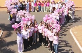 la-asociacion-de-mujeres-de-apoyo-contra-el-cancer-de-mama-amacma-propone-el-soporte-psicologico-que-ademas-de-aportar-un-espacio-de-desahogo-emo-210544000000-1608542.jpg