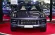 El Cayenne 2024 es híbrida (Porsche Cayenne E-Hibrid Coupé), con mayor autonomía en modo eléctrico y potencia.