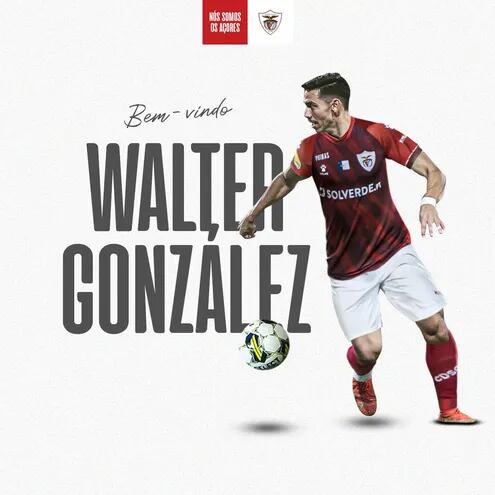 El club Santa Clara de Portugal presentó oficialmente ayer a Walter González como nuevo jugador.
