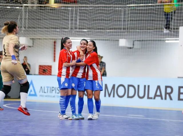 La Selección Paraguaya de Futsal FIFA venció 4-2 a Bolivia en las semifinales del Torneo Internacional Femenino