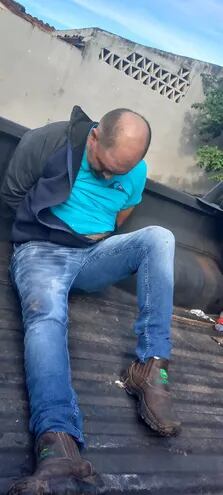 Rubén Zorrilla Miranda, detenido infraganti por la policía nacional cuando trataba de robar un auto y que cuenta con antecedentes por robo de vehículos.