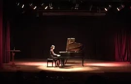 pianista-211124000000-1636228.jpg
