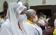 Los feligreses de la parroquia Nuestra Señora de Caacupé del barrio 23 de Octubre de Ciudad del Este.
