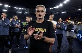 José Mourinho llevó a la Roma a la final de la Liga de Conferencia de Europa.