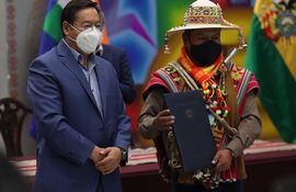Bolivia promulga la Ley Declaratoria del Decenio de las Lenguas Indígenas