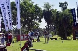 Un vibrante evento fue lo que se tuvo ayer con la Copa Banco Atlas que se realizó en el Asunción Golf Club (AGC).