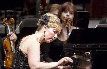 la-pianista-rusa-natasha-kislenko-actuara-el-martes-2-con-la-orquesta-sinfonica-del-congreso-nacional--204302000000-534000.jpg