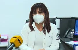 Doctora Sara Cruz, jefa de Laboratorio del Hospital Ingavi de IPS.