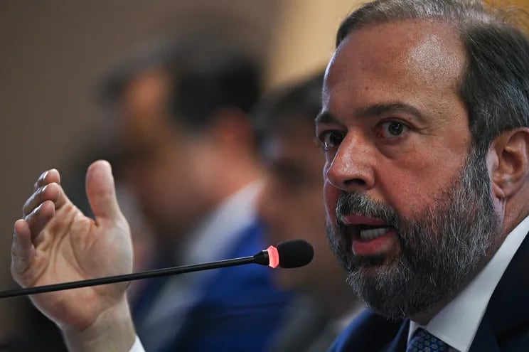 El ministro de Minas y Energía de Brasil, Alexandre Silveira, se refierió a las negociaciones sobre Itaipú con Paraguay. (EFE)