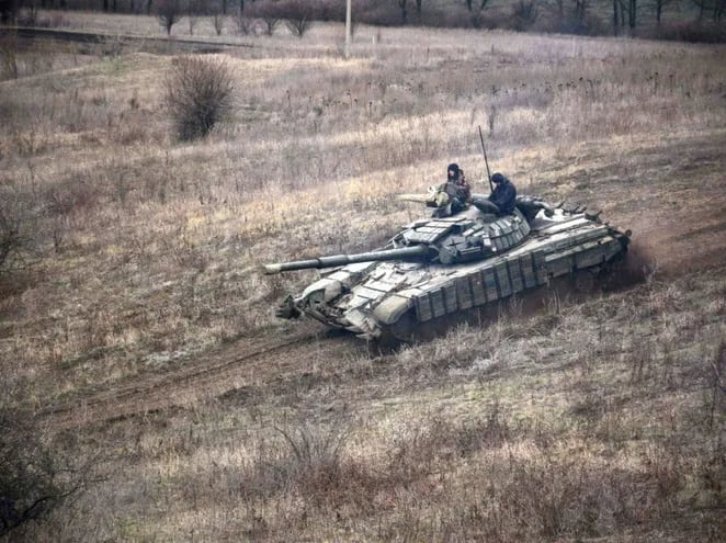 Tanque del ejército ucraniano en la zona del conflicto.