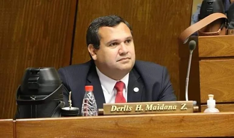 Presidente de la comisión de Asuntos Constitucionales de la Cámara de Diputados, Derlis Maidana (ANR, HC).