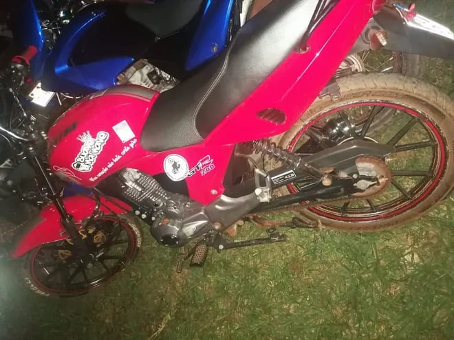 Las motocicletas utilizadas en la carrera clandestina quedaron incautadas en la comisaría jurisdiccional.