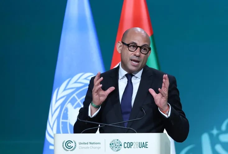 Simon Stiell, secretario ejecutivo de la Convención Marco de las Naciones Unidas sobre el Cambio Climático, durante la ceremonia de apertura de la Conferencia COP28 en Dubai, Emiratos Árabes Unidos.