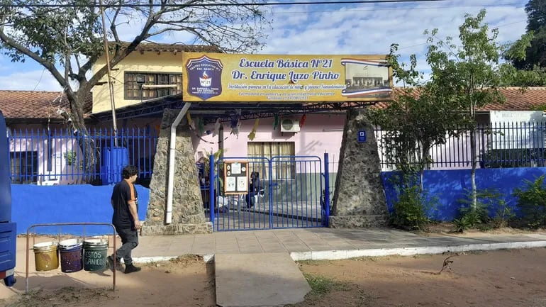 Servicio de internet que ofrece el estado paraguayo a las instituciones educativas es un gran fracaso.