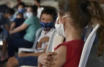 El Ministerio de Salud informó sobre el cambio del esquema de vacunación contra el sarampión, la rubeola y las paperas (SPR).