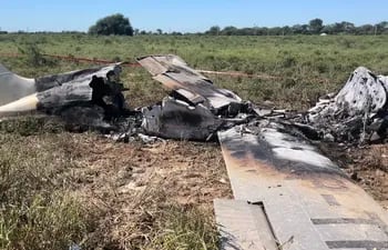 Los vestigios del accidente aéreo en el cual fallecieron dos personas. El Chaco es una de las zonas estratégicamente más utilizadas para el tráfico de sustancias.
