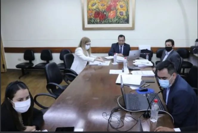 La Comisión de Presupuesto, presidida por el diputado Tadeo Rojas, se reunió hoy y emitió su dictamen (foto divulgada por Diputados).