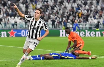 Federico Chiesa anotó el gol para la Juventus.
