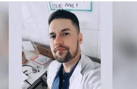 El Dr. Osmar Gómez fue hallado sin vida en uno de los sanitarios del Hospital de Caacupé.