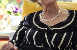 elena-poniatowska-ha-sido-premiada-con-el-cervantes-a-los-81-anos--193826000000-629115.jpg